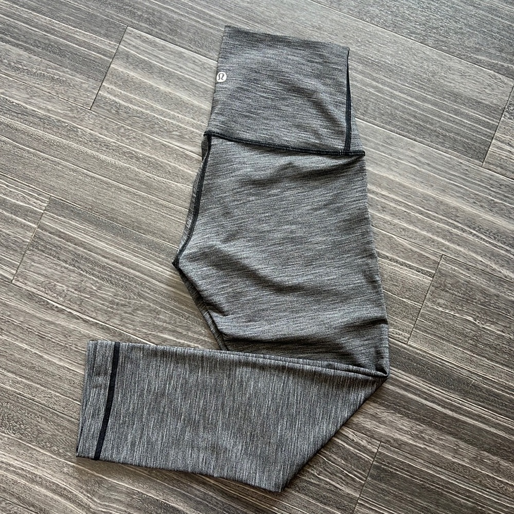 Lululemon Wunder Under Crop